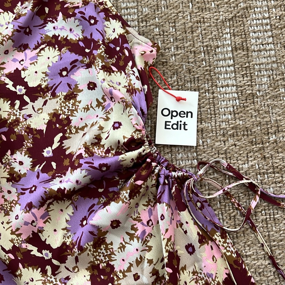 Open Edit Floral top - Picture 3 of 3